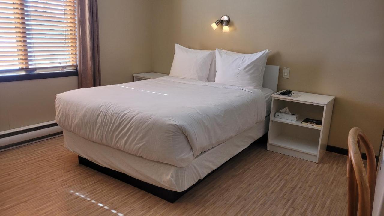 Hotel Aquamer Carleton-sur-Mer 外观 照片