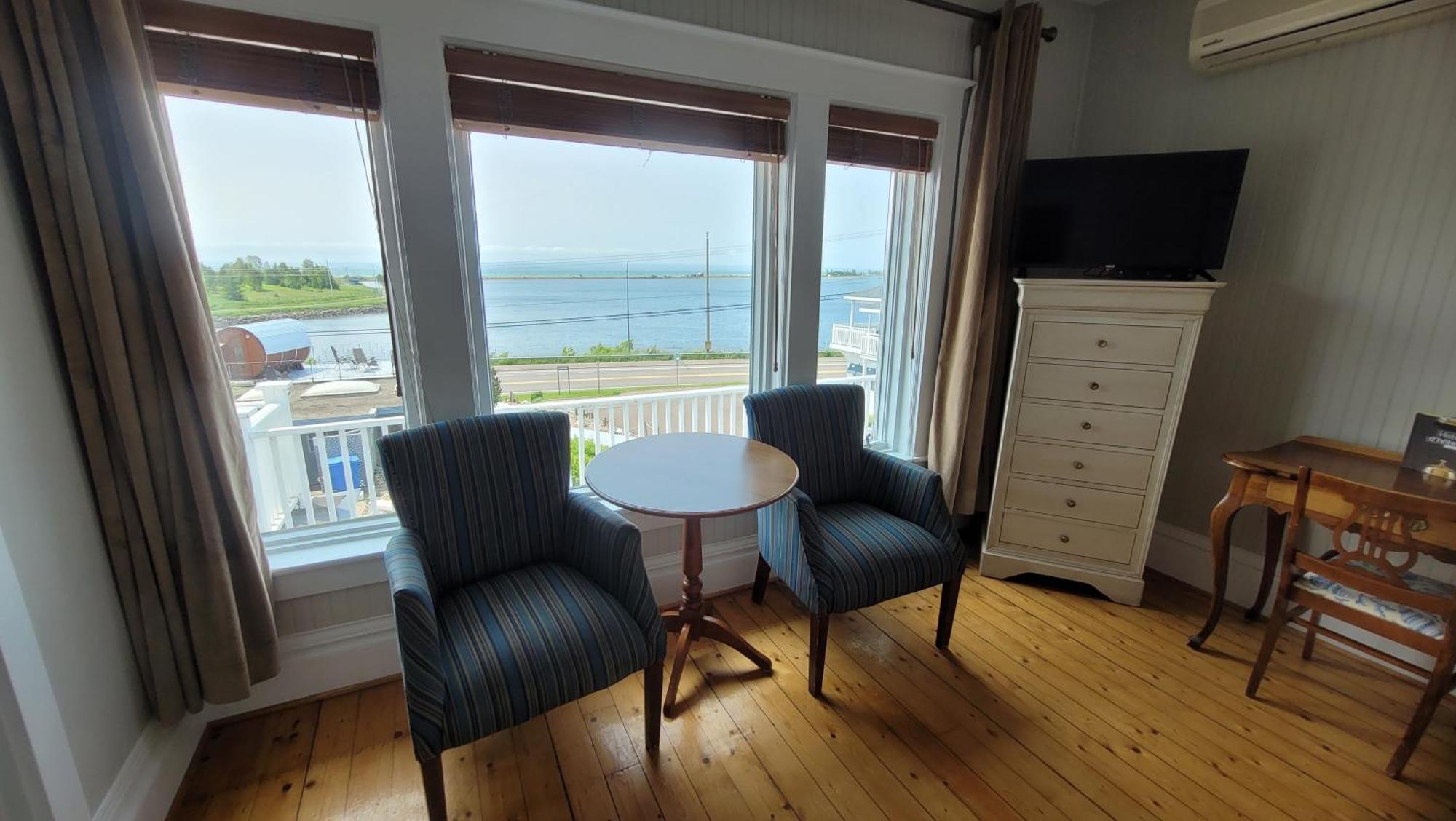 Hotel Aquamer Carleton-sur-Mer 外观 照片